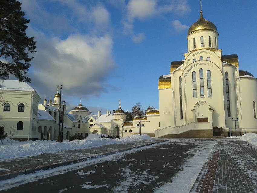 Погода в озерске челябинской обл. Озерск храм Покрова. Храм Озерск Челябинская область. Храм Покрова Пресвятой Богородицы Озерск. Озерск Покровский собор.